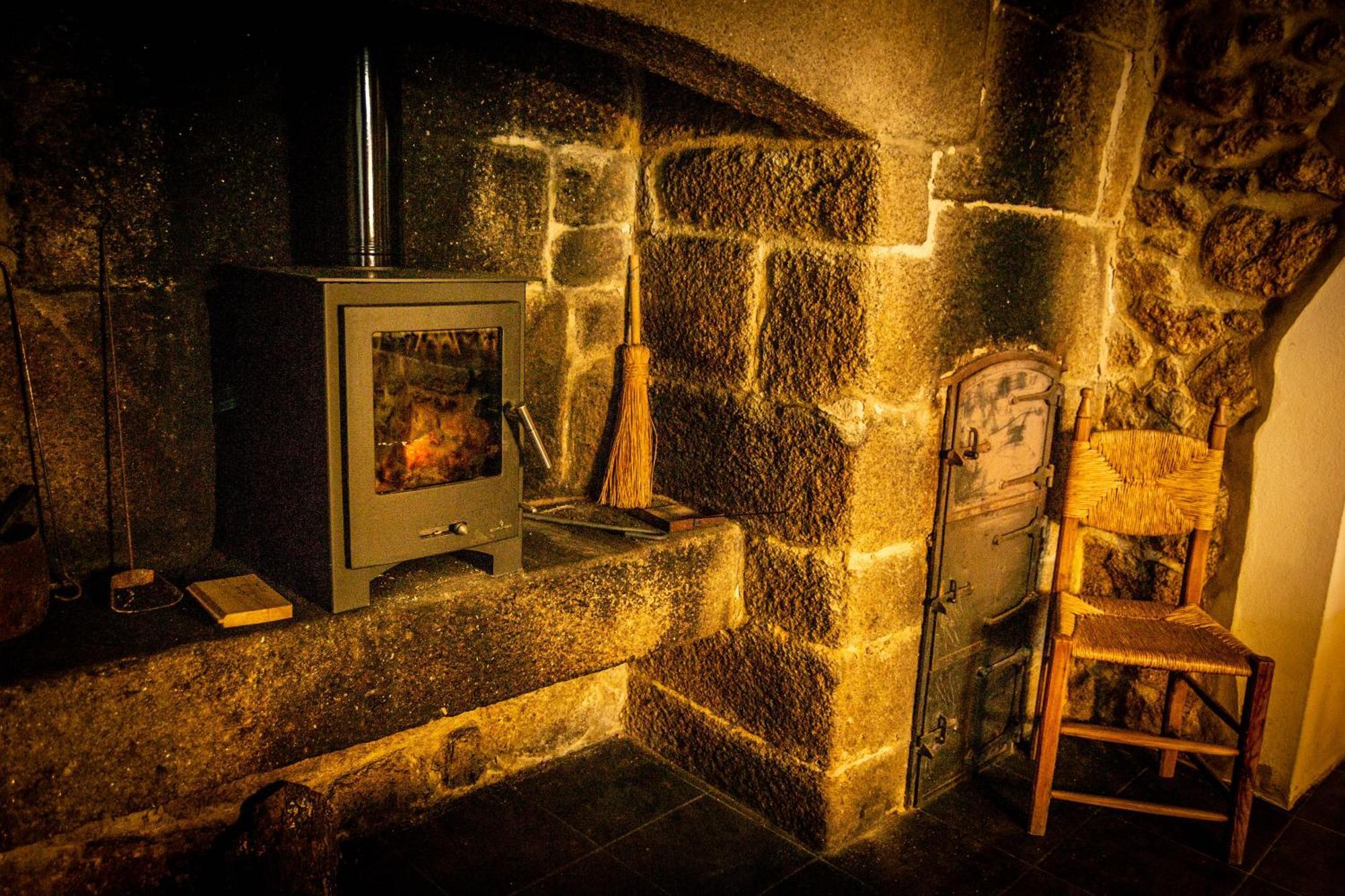Gasthaus Casa Do Forno Salvaterra do Extremo Exterior foto